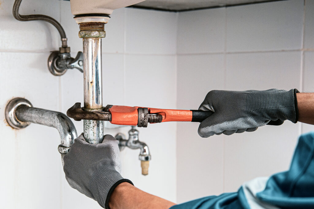 Leak Detection in Eugenio Saenz